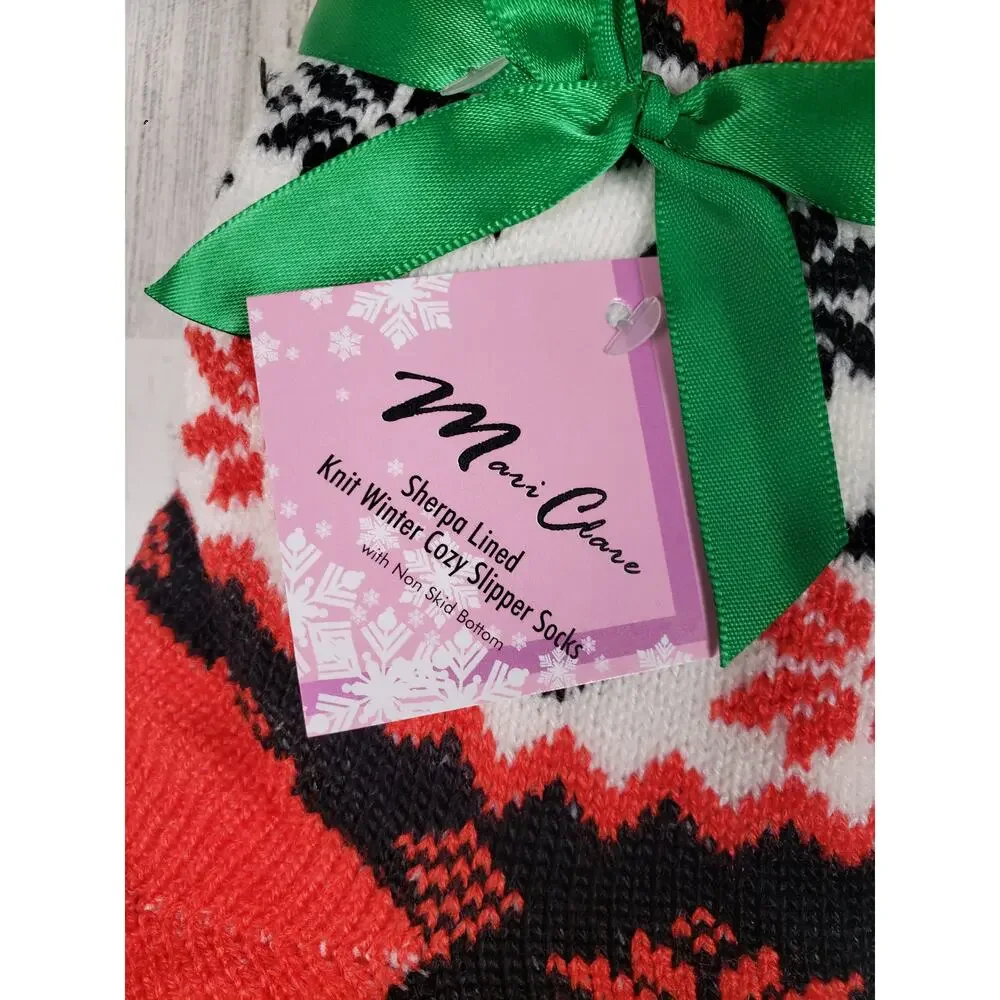 NWT Sherpa Lined Knit Winter Snowflake Holiday Design No-Slip Slipper Socks
